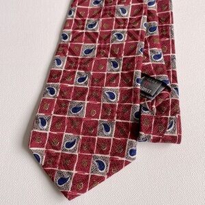Vintage Robert Talbott Hand Sewn Silk paisley Neck Tie